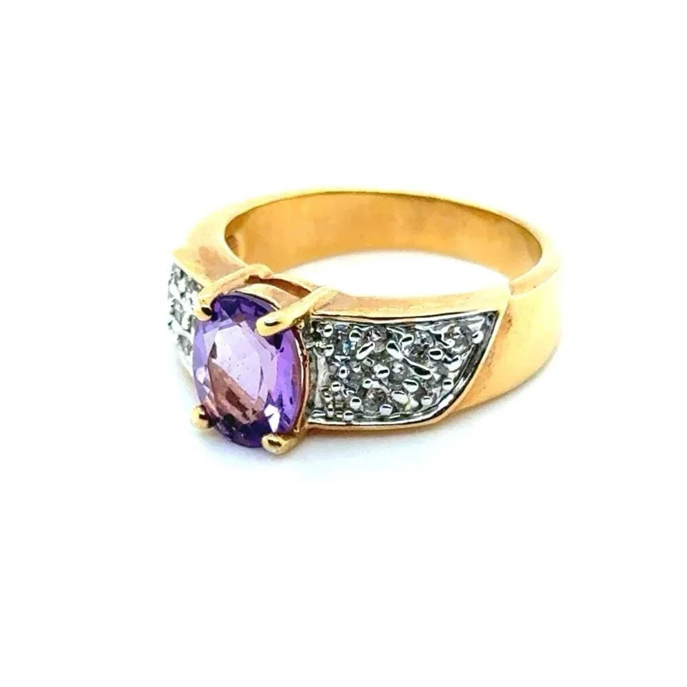 Lovely Amethyst‎ Ring